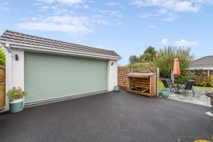 Photo 18- click for photo gallery